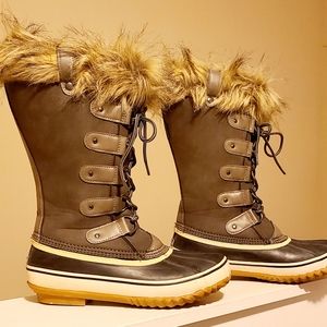 JBU by Jambu Gray Snow Boots - Size 8.5